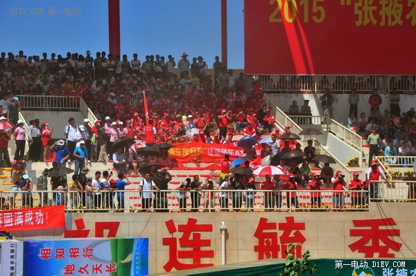 比亚迪秦再战2015年CRC(3):张掖超级短道赛