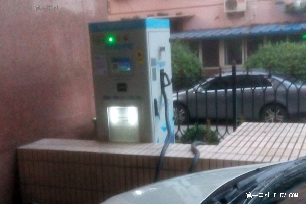 “電亮中國”充電先鋒在行動： 信天翁勘察記