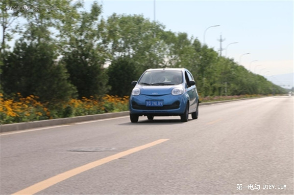 续航超长售价超低!第一电动实测奇瑞eQ电动车