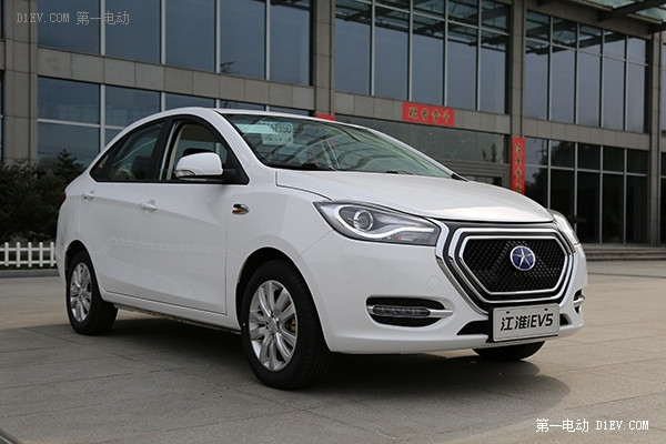大同小異 純電動汽車保險費用小調查