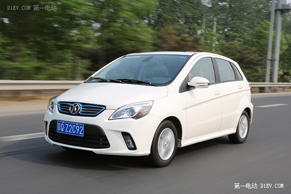 大同小異 純電動汽車保險費用小調查