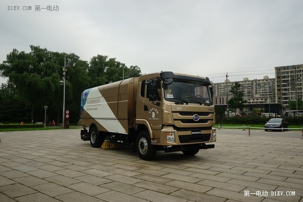 比亞迪16噸純電動掃洗車上市