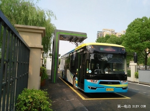 现代双源快充无轨电车新技术路线