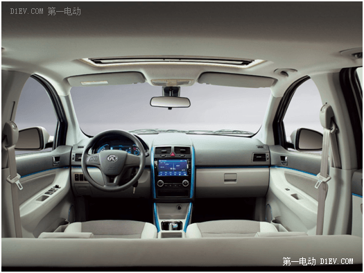 北汽ev160純電動(dòng)汽車內(nèi)觀