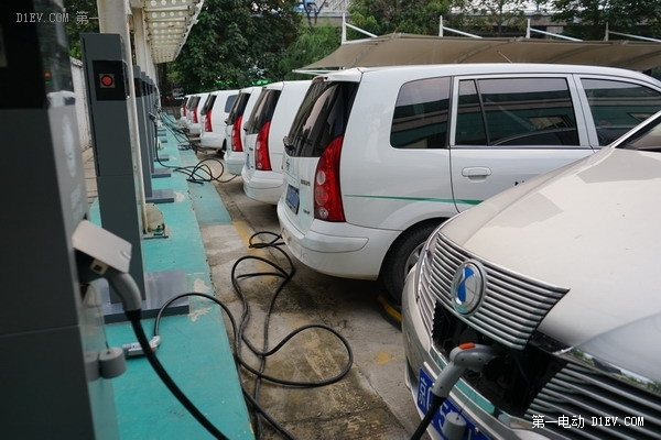 電動車評測編輯日照度假游記之充電篇