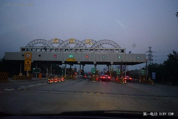 電動車評測編輯日照度假游記之充電篇