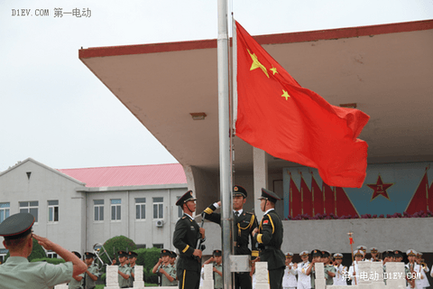 “众益行·吹响号角” 众泰汽车纪念抗战胜利70周年之走进董存瑞部队