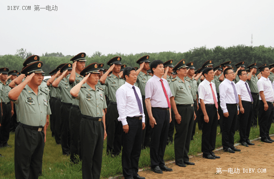 “眾益行·吹響號角” 眾泰汽車紀念抗戰(zhàn)勝利70周年之走進董存瑞部隊