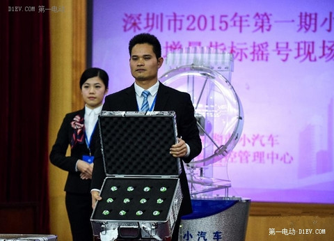 近万个指标闲置 深圳限购之后鼓励新能源汽车