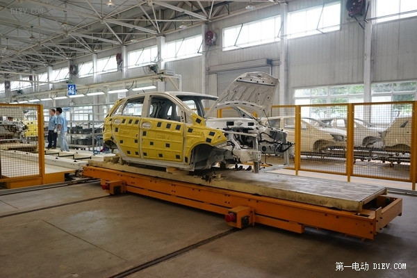 探訪北汽EV采育基地：EV200生產(chǎn)線(上)