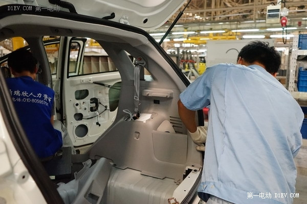 探訪北汽EV采育基地：EV200生產(chǎn)線(上)