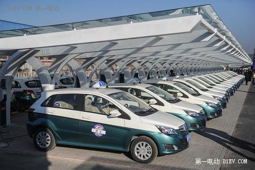北京电动出租车