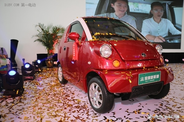 全系出擊 2015山東微型電動(dòng)車展寶雅車型曝光