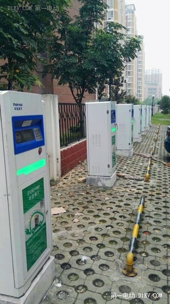 “電亮中國”充電先鋒在行動：一點兩翼三城53個充電樁勘測記