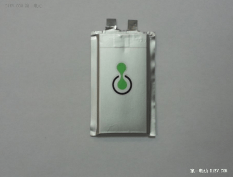 EV晨报 | 比亚迪新能源收入翻番；充电新国标发布恐推迟；以色列研究5分钟快充电池...