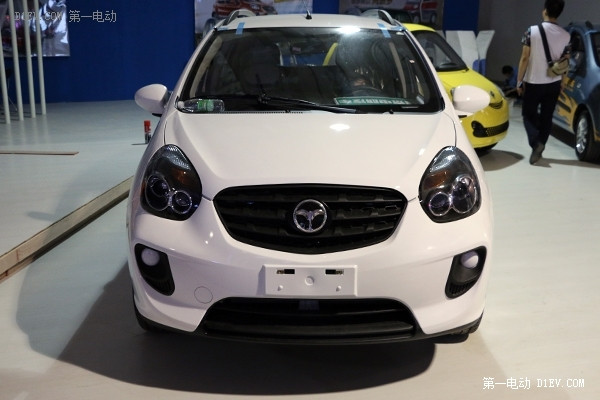 奇招盡出 2015山東微型電動(dòng)車(chē)展前探館