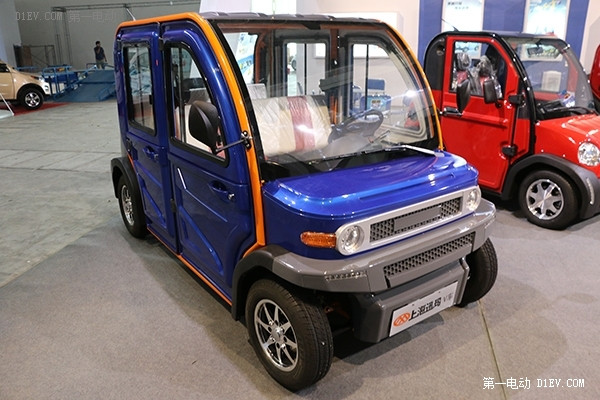 奇招盡出 2015山東微型電動(dòng)車(chē)展前探館