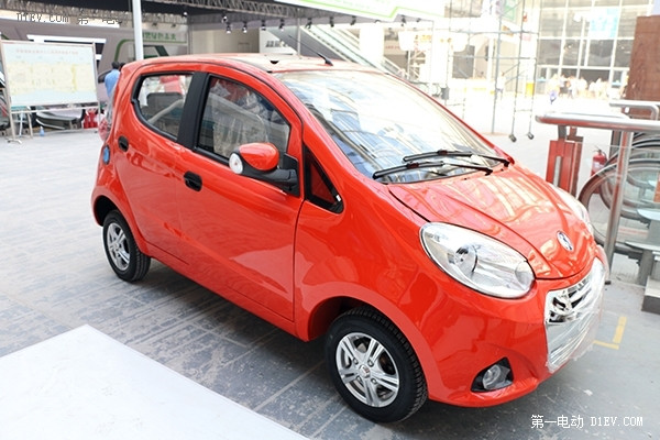 奇招盡出 2015山東微型電動(dòng)車(chē)展前探館