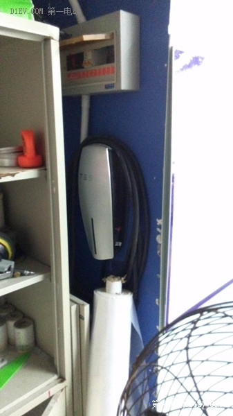“電亮中國”充電先鋒在行動(dòng)：魔都那些“沒人管”的充電樁