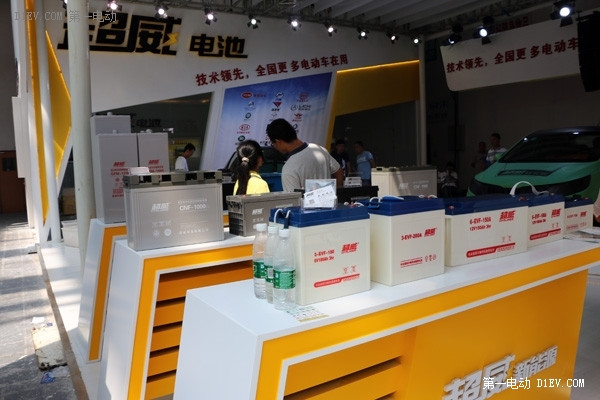 超威電池