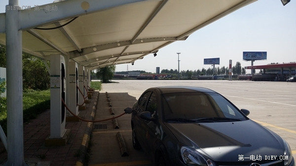 誰說電動(dòng)汽車不能長(zhǎng)途旅行？看江淮iev4車主如何首次跨越長(zhǎng)江黃河