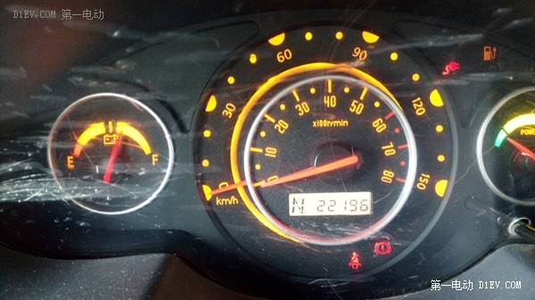 誰說電動(dòng)汽車不能長(zhǎng)途旅行？看江淮iev4車主如何首次跨越長(zhǎng)江黃河