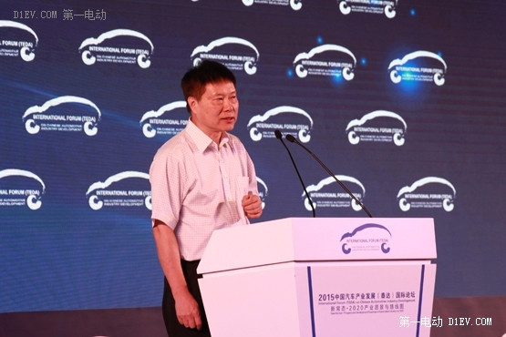 陳衛(wèi)：電動汽車采用換電可利用9千億廢電