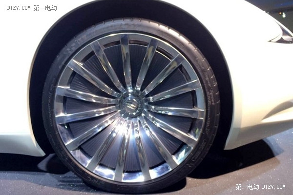 續(xù)航600公里 Thunder Power純電動(dòng)汽車亮相
