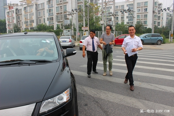 400公里以上放心開 比亞迪新e6極限續(xù)航測(cè)試