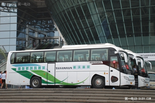 純電動(dòng)客車