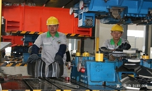 大戰(zhàn)在即  橫戈躍馬 ------ 麗馳汽車吹響“兩大戰(zhàn)役”號(hào)角