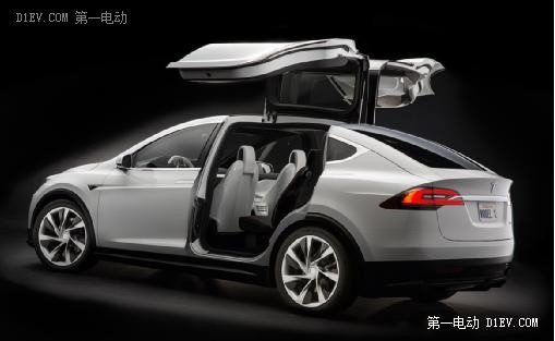 3.2秒即破百 特斯拉Model X正式上市交車