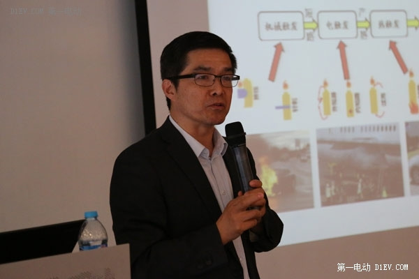 歐陽明高：2020年新能源汽車?yán)塾嬩N量達(dá)500萬沒有問題