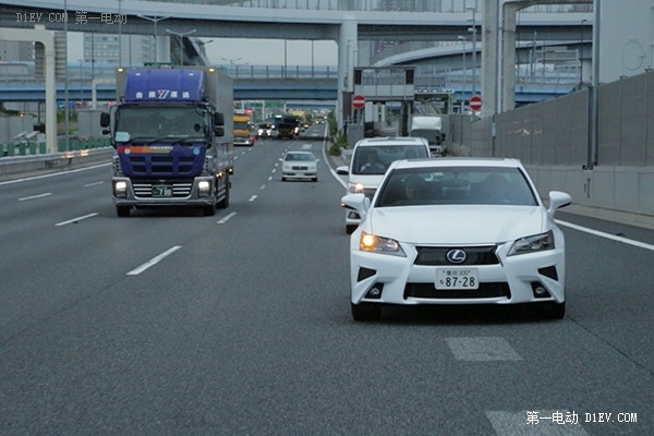豐田公開計劃于2020年實現(xiàn)商品化的自動駕駛實驗車