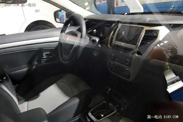 補貼后售價約15萬 新款風神A60 EV發(fā)布