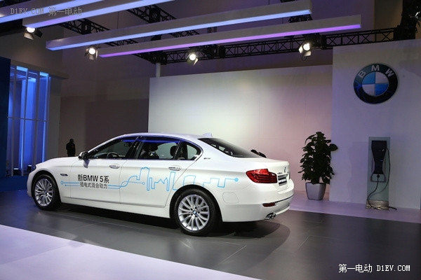 新BMW 5系插电式混合动力轿车