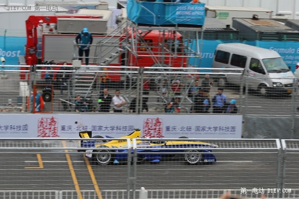 雷諾終奪冠 2015Formula E電動(dòng)方程式觀賽記