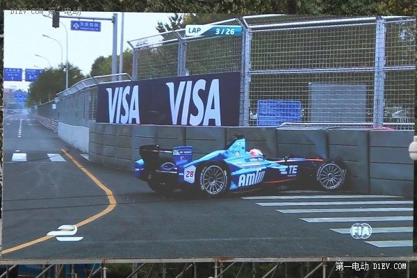 雷諾終奪冠 2015Formula E電動(dòng)方程式觀賽記