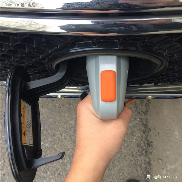 準車主超詳細測試告訴你：電動車有很多，為什么偏要買江淮iEV5？