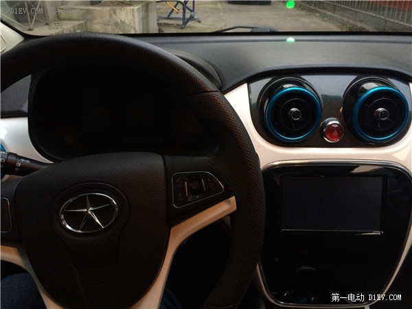 準車主超詳細測試告訴你：電動車有很多，為什么偏要買江淮iEV5？
