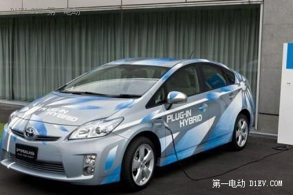 丰田在华近乎零利润卖双擎汽车 全球800万辆混动车背后“撑腰”