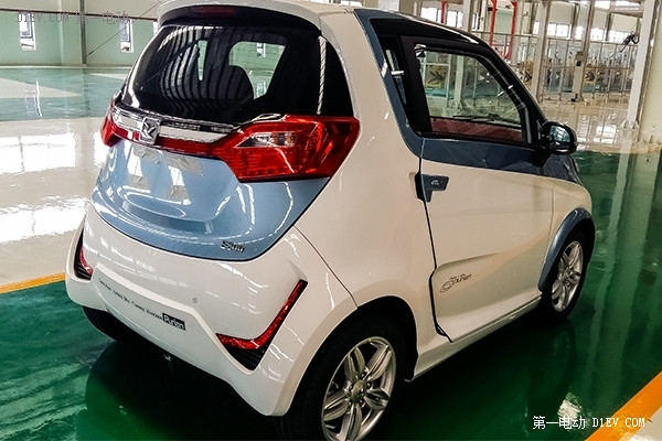 小硬漢的細致入微——眾泰E200電動車提前揭秘