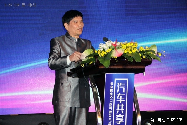 康迪集團(tuán)董事長(zhǎng)胡曉明