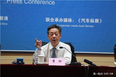 中汽协：新能源汽车产销持续攀升 10月销量达3.4万辆