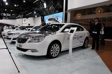 上汽新能源广州车展阵容揭秘：荣威E50升级 e950插电式首亮相