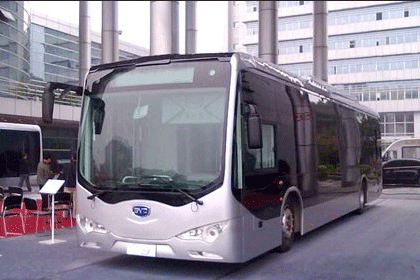 比亞迪王傳福：造新能源汽車是個大冒險
