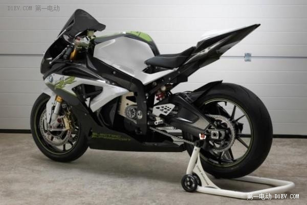 機(jī)車迷的福利來了 寶馬推出純電動(dòng)超級運(yùn)動(dòng)摩托車