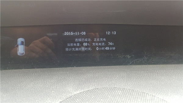 初雪的日子，開(kāi)比亞迪e6電動(dòng)車檢測(cè)一下低溫續(xù)航
