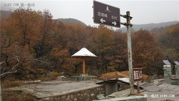 初雪的日子，開(kāi)比亞迪e6電動(dòng)車檢測(cè)一下低溫續(xù)航