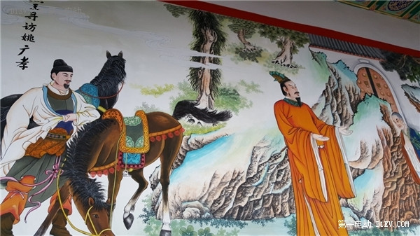 初雪的日子，開(kāi)比亞迪e6電動(dòng)車檢測(cè)一下低溫續(xù)航